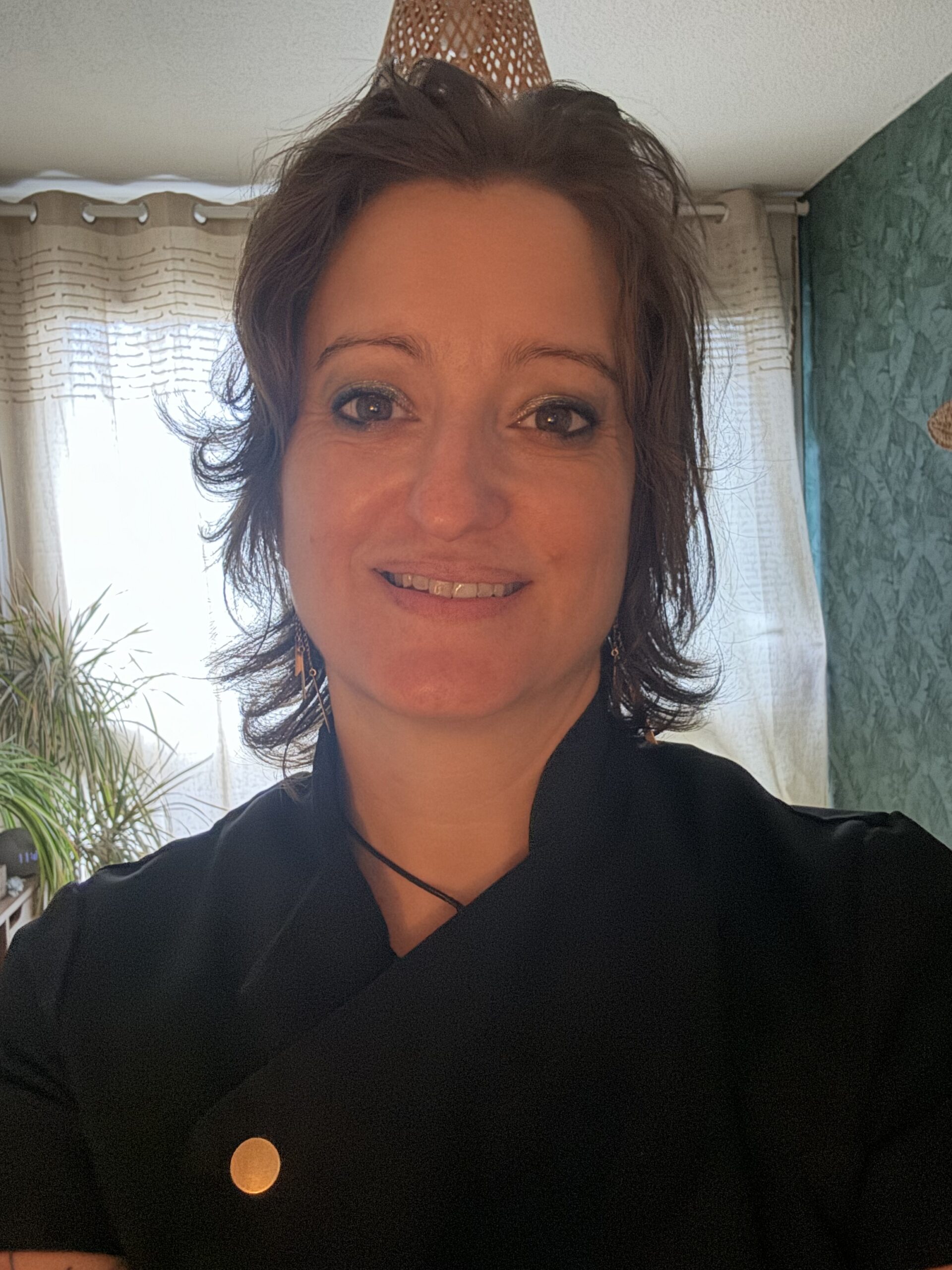 Laetitia — praticienne Au-delà des Sens